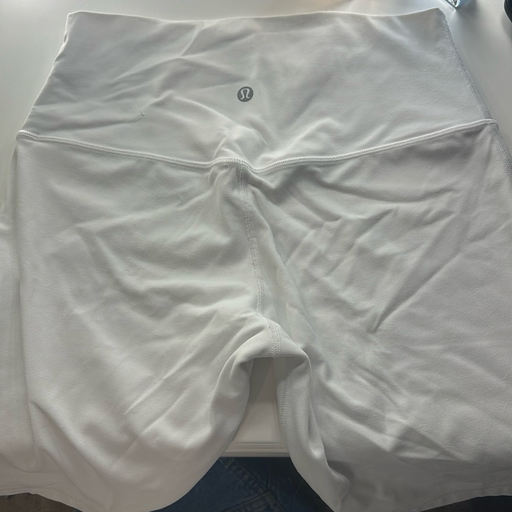 COPY - lululemon Align High-Rise Short 8"